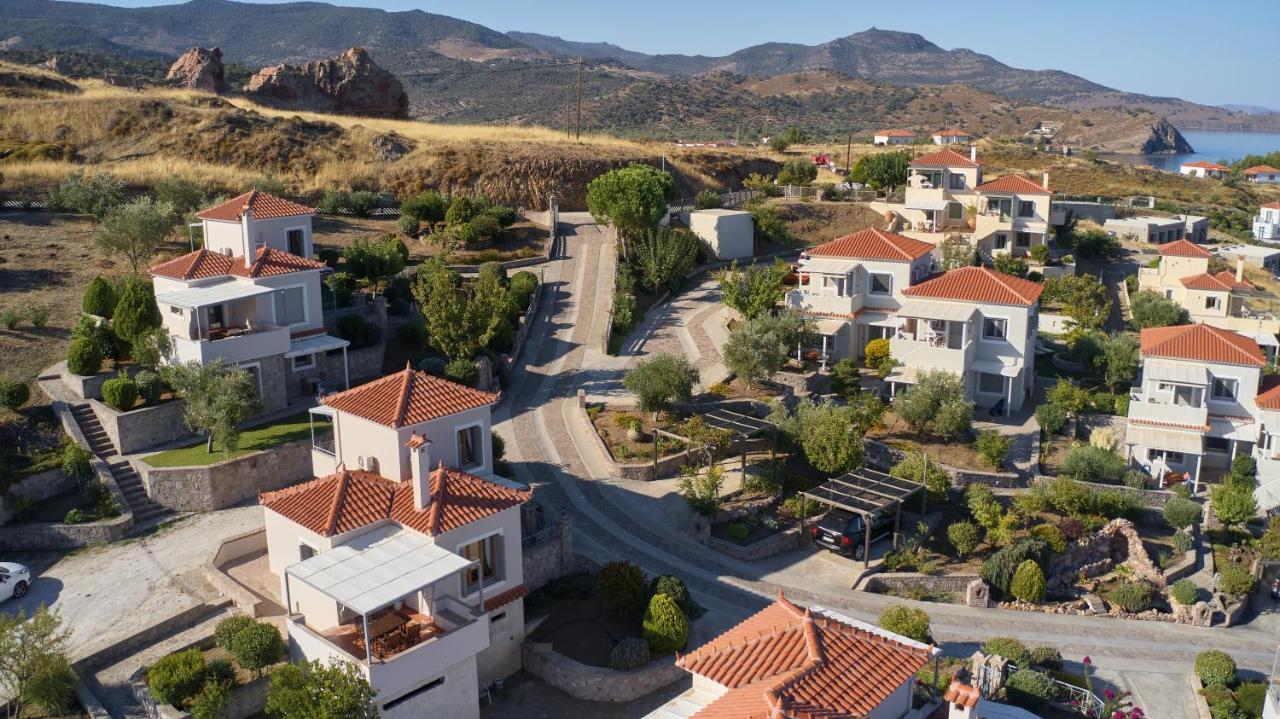 Little Bird Lesvos Aparthotel Petra  Exterior photo